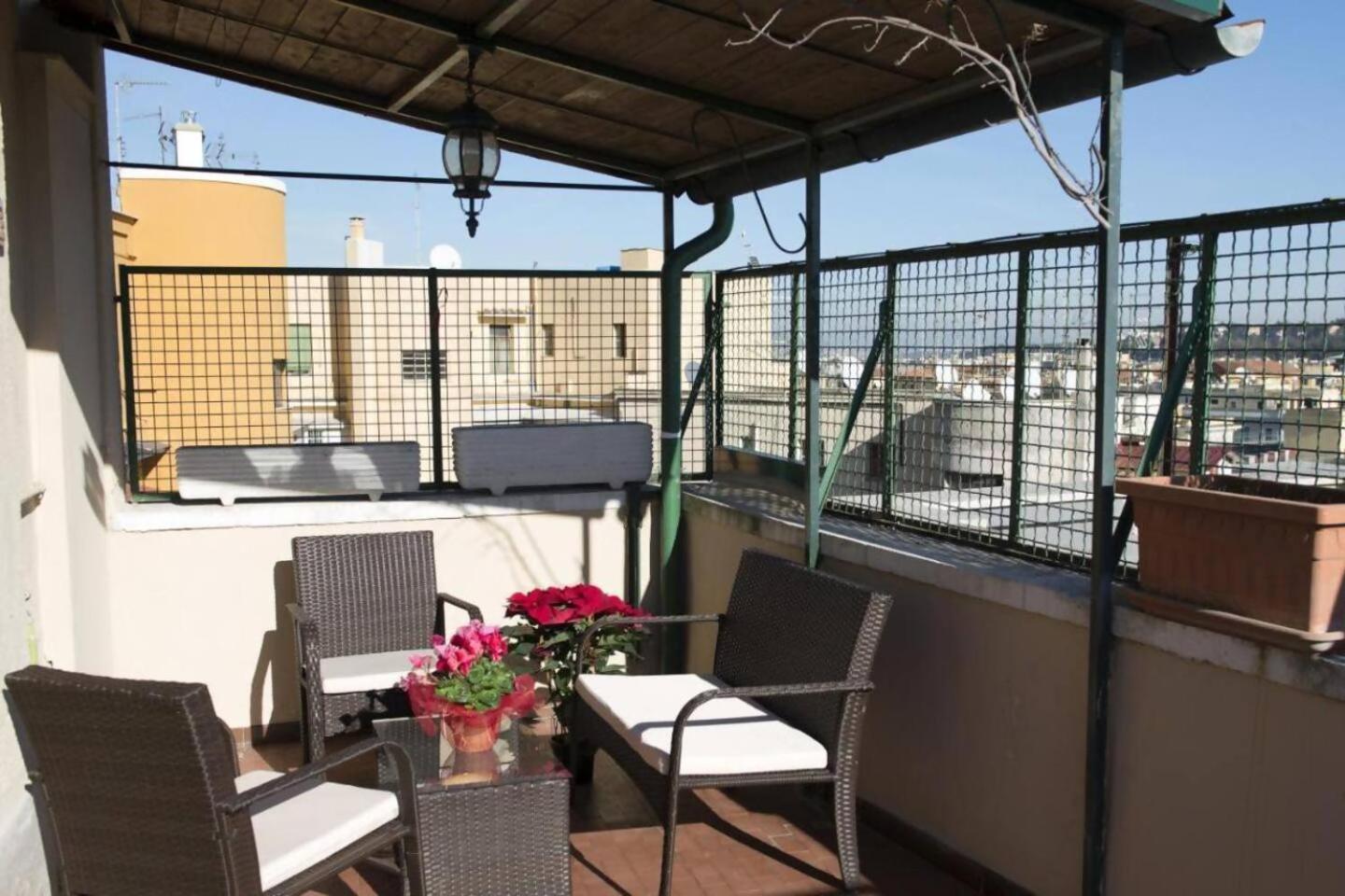 Delightful Penthouse View St Peter Apartment Рим Екстериор снимка