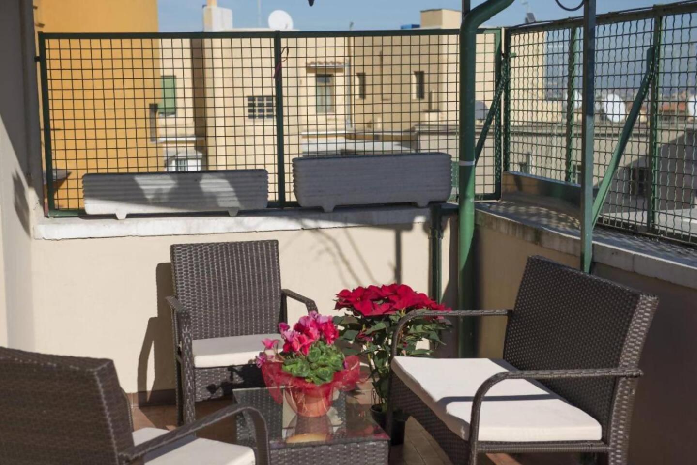 Delightful Penthouse View St Peter Apartment Рим Екстериор снимка